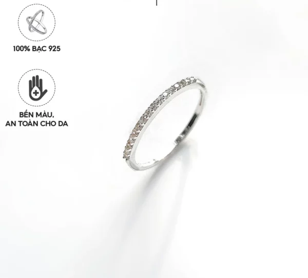 Nhẫn bạc nữ vương miện đính đá – Sang trọng & Tinh tế